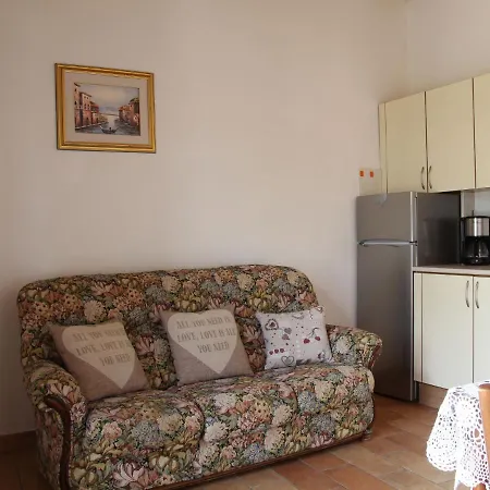 La Tartufaia-1 By Interhome